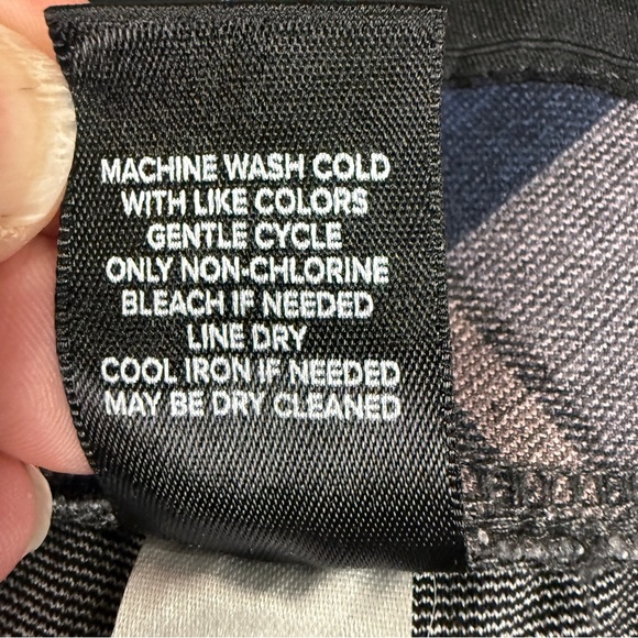 Torrid Pink Blue Plaid Knit Pixie Ponte Capri Pant Legging Plus Size 4X - Picture 6 of 7